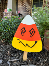 Load image into Gallery viewer, Funny Face Candy Corn Yard Art