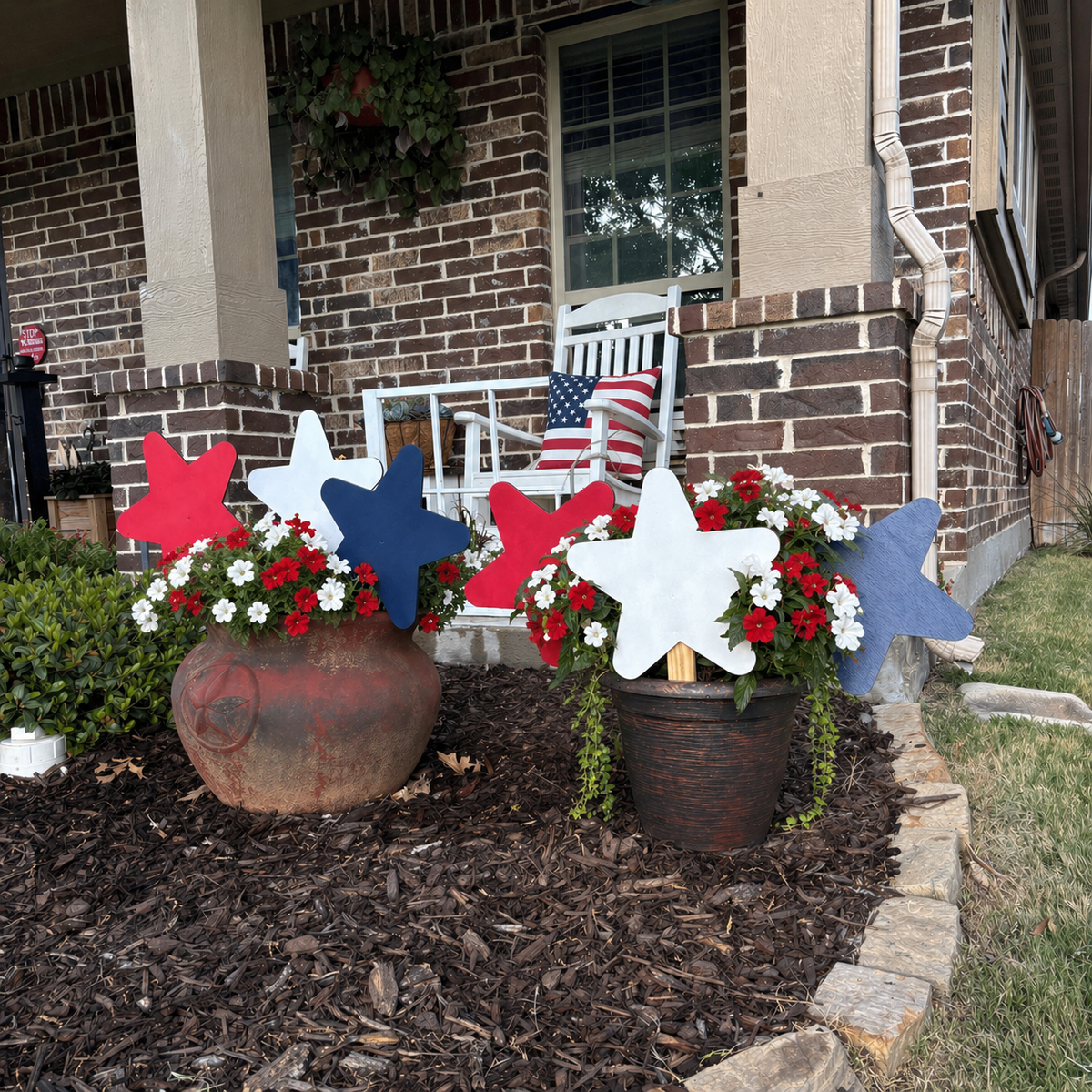 Red White and Blue Star Trio Yard Art