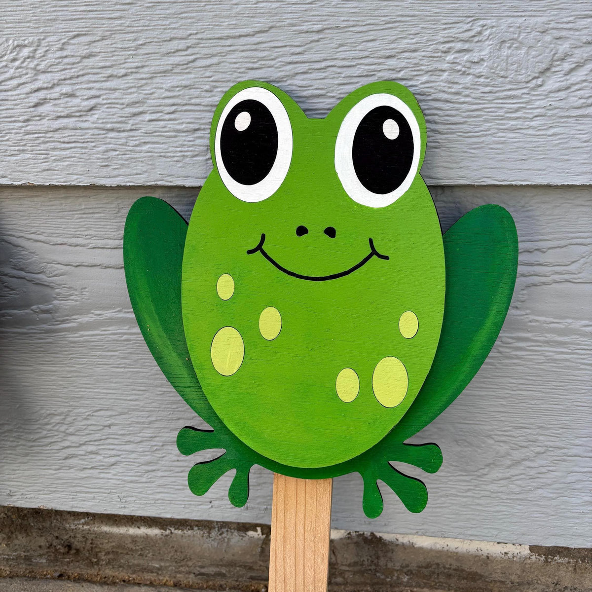 Frog and Mushroom Trio Yard Art