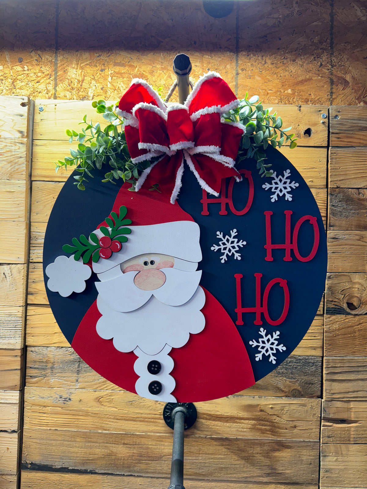 HO HO HO Santa Christmas Door Hanger – 18-Inch Round Holiday Door Décor