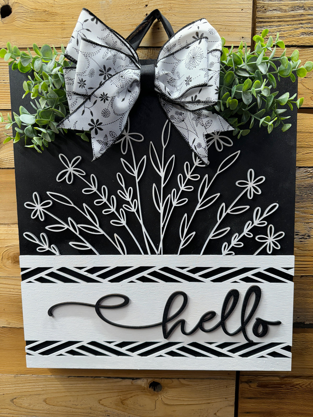 z Black and White Floral Hello Square Door Hanger