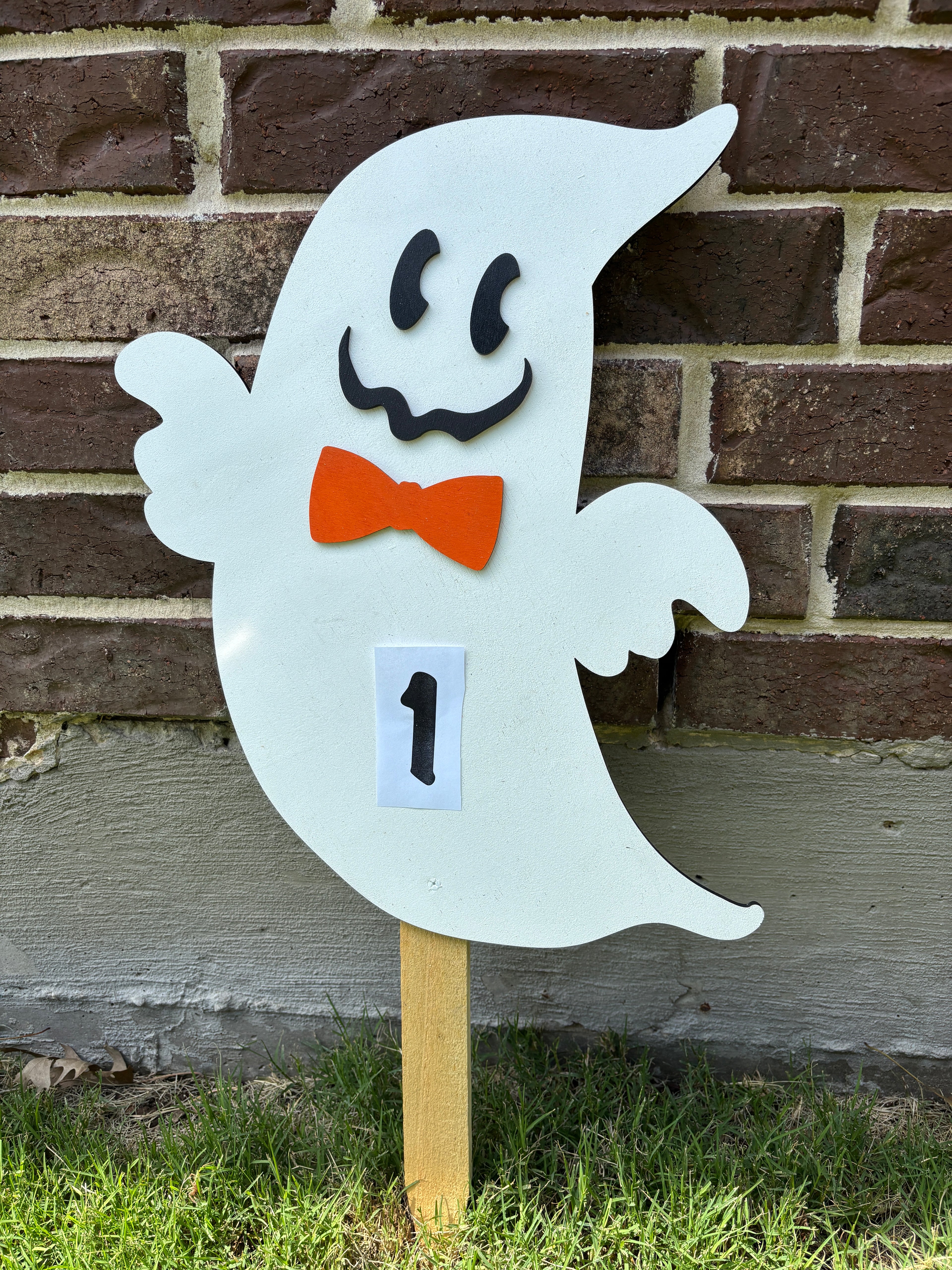 Personalized Ghost Yard Art