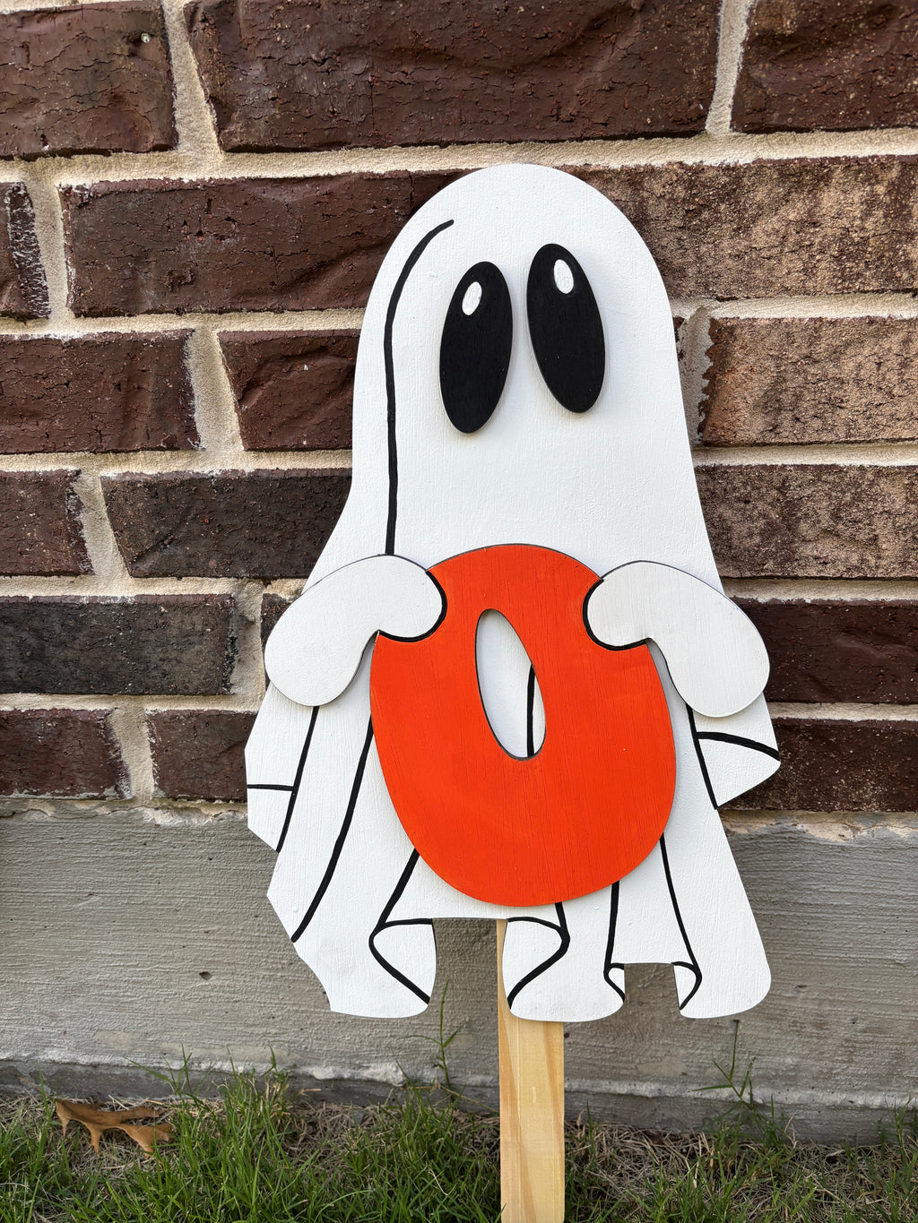 Boo Ghost Trio. Ghost yard Art