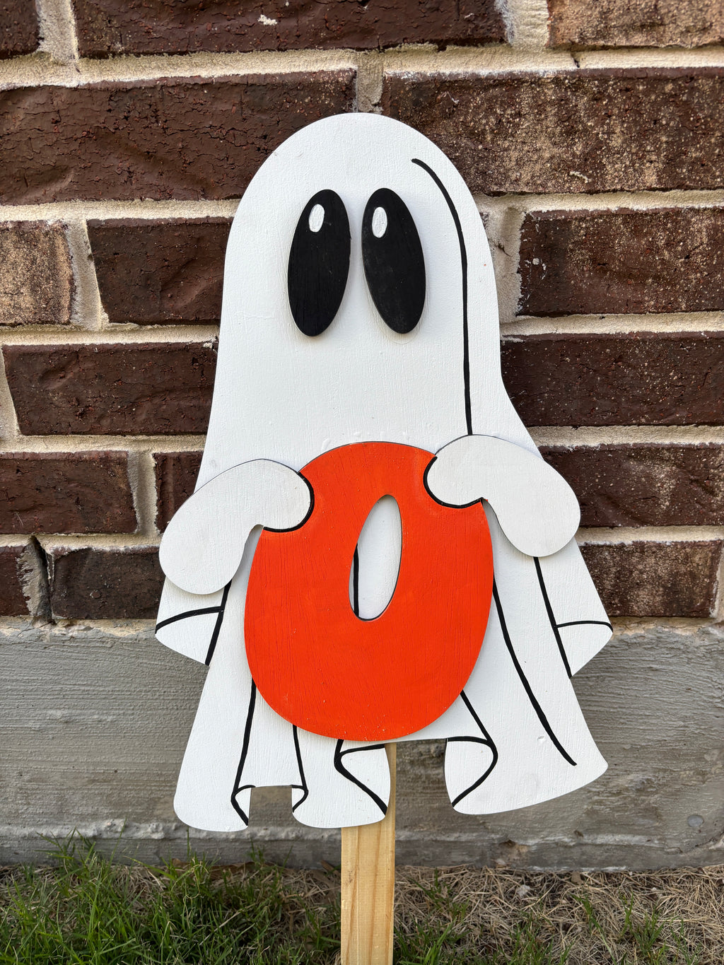 Boo Ghost Trio. Ghost yard Art