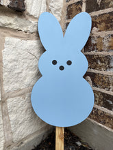 Load image into Gallery viewer, 5 Piece Easter Peep Yard Art Set
