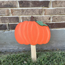 Load image into Gallery viewer, Fall Pumpkins Trio Yard Art Set
