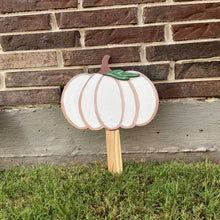 Load image into Gallery viewer, Fall Pumpkin Trio Yard Art
