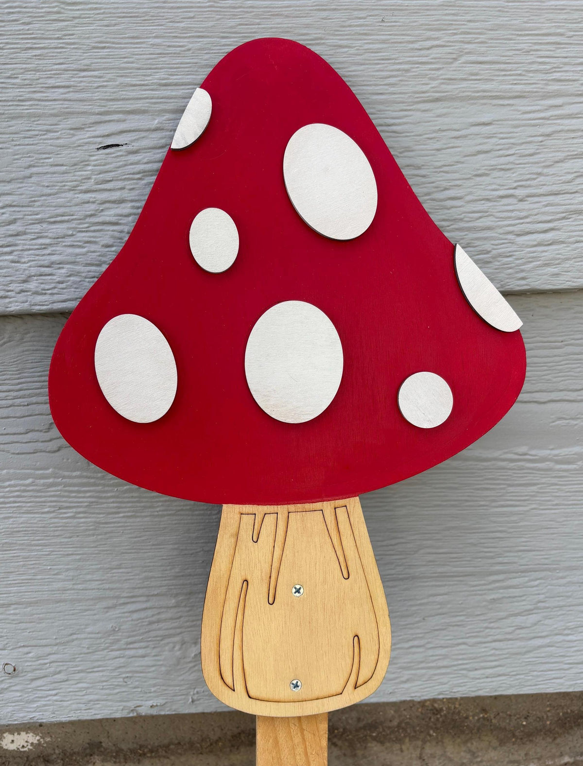 Frog and Mushroom Trio Yard Art