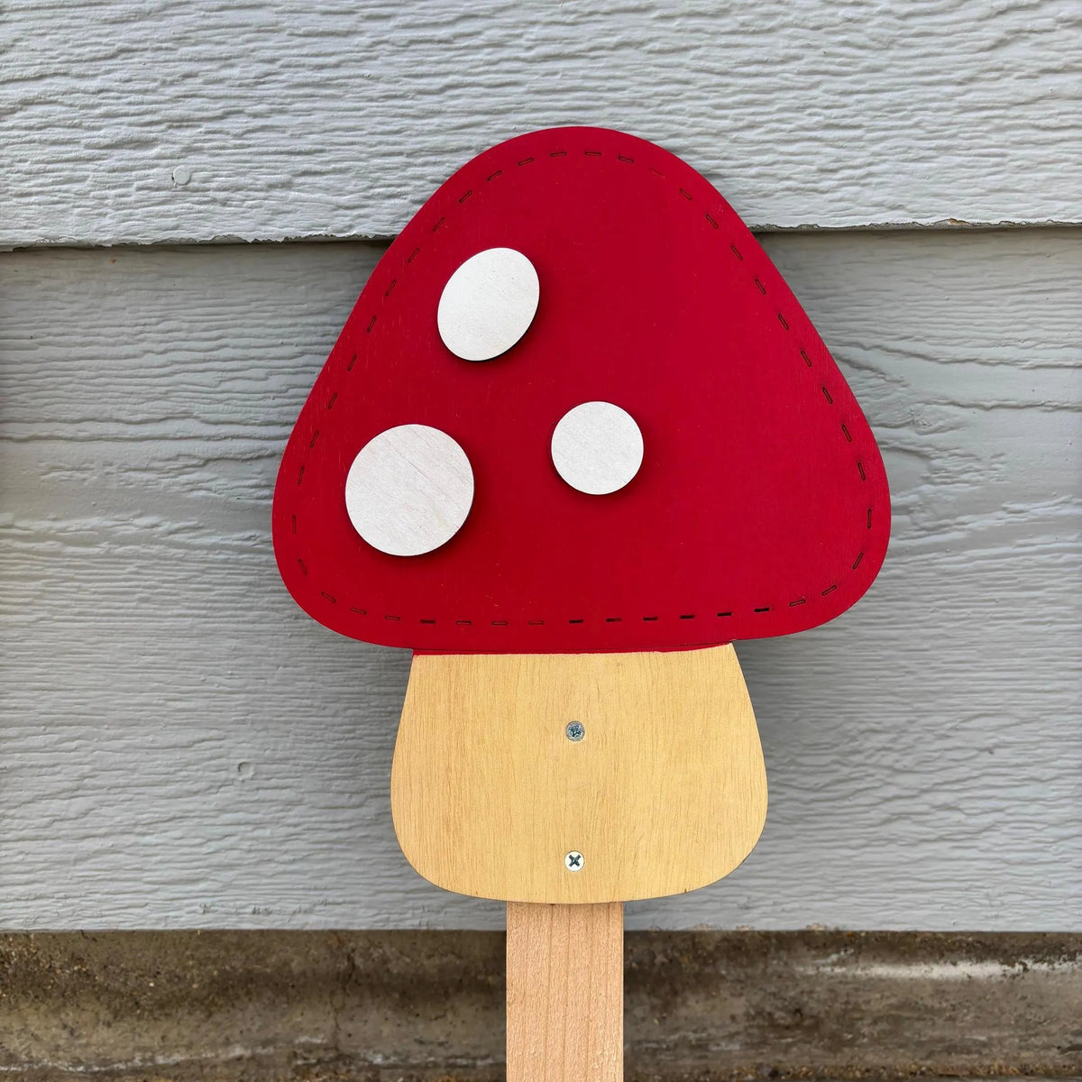 Frog and Mushroom Trio Yard Art