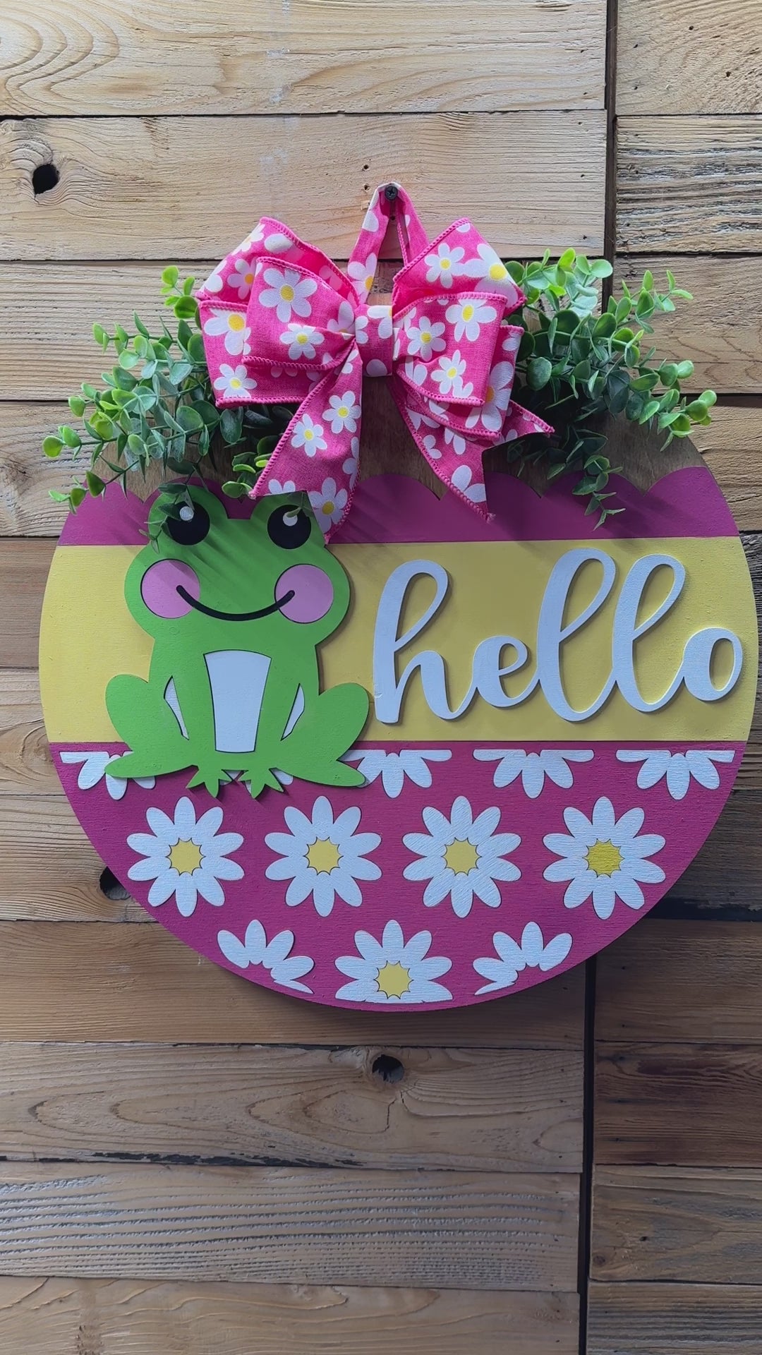 Hello Frog Daisy Door Hanger