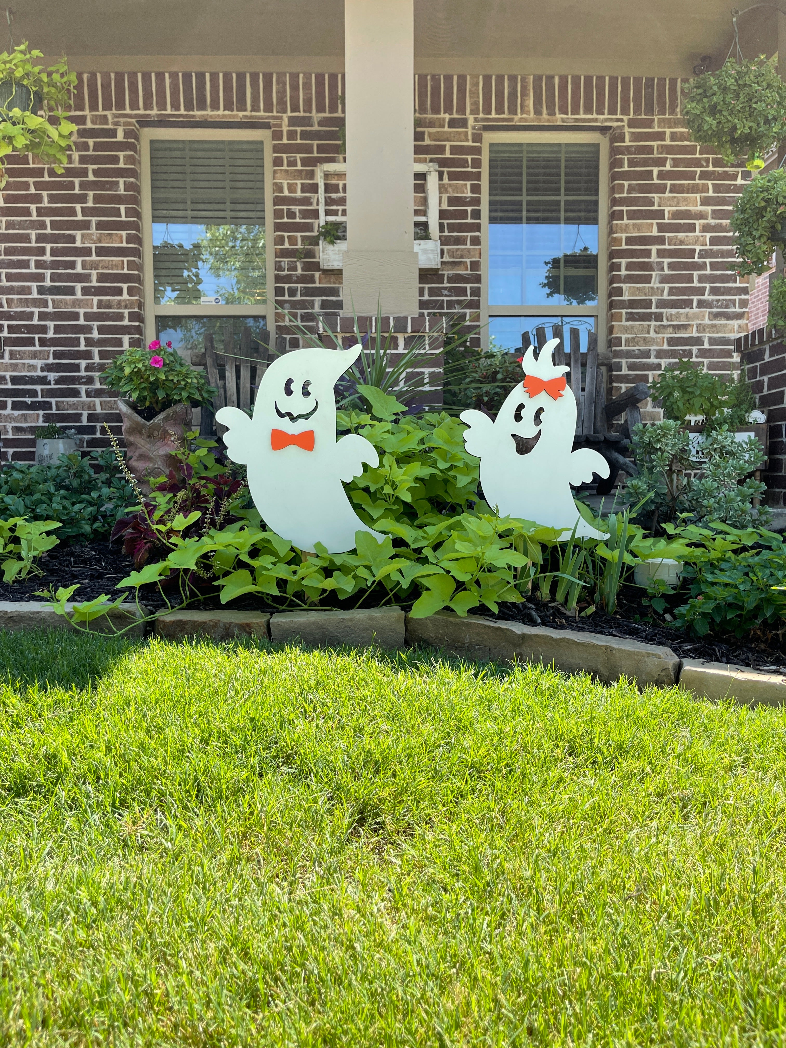 Boy and Girl Ghost Set