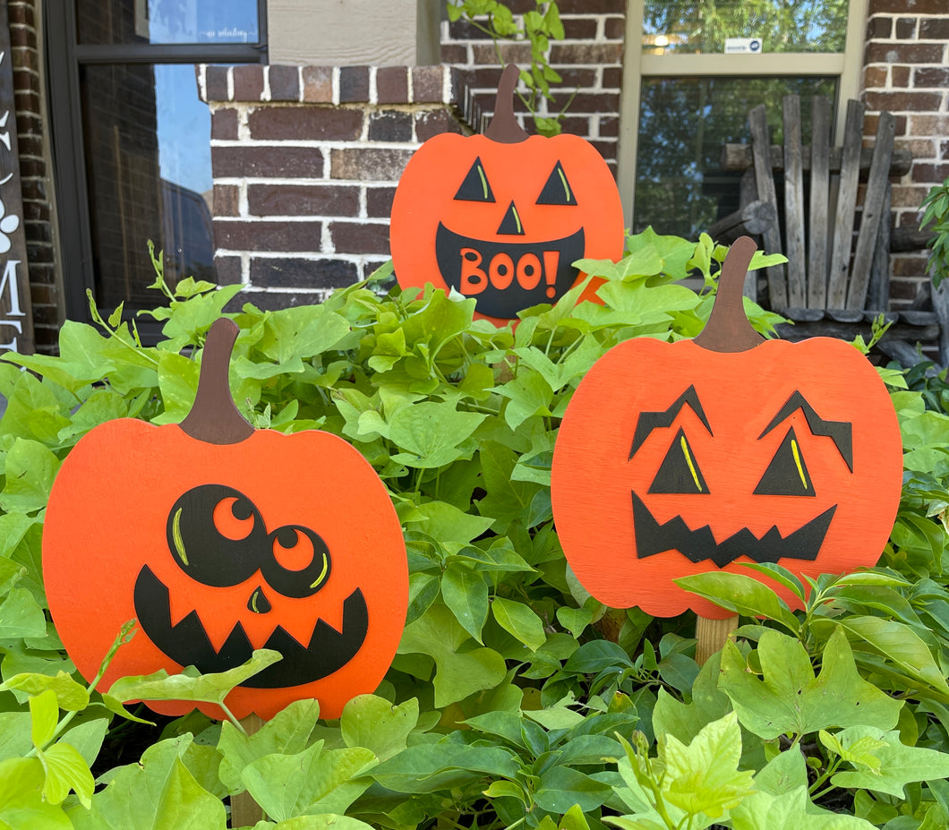 Halloween 3 Piece Yard Jack o Lantern