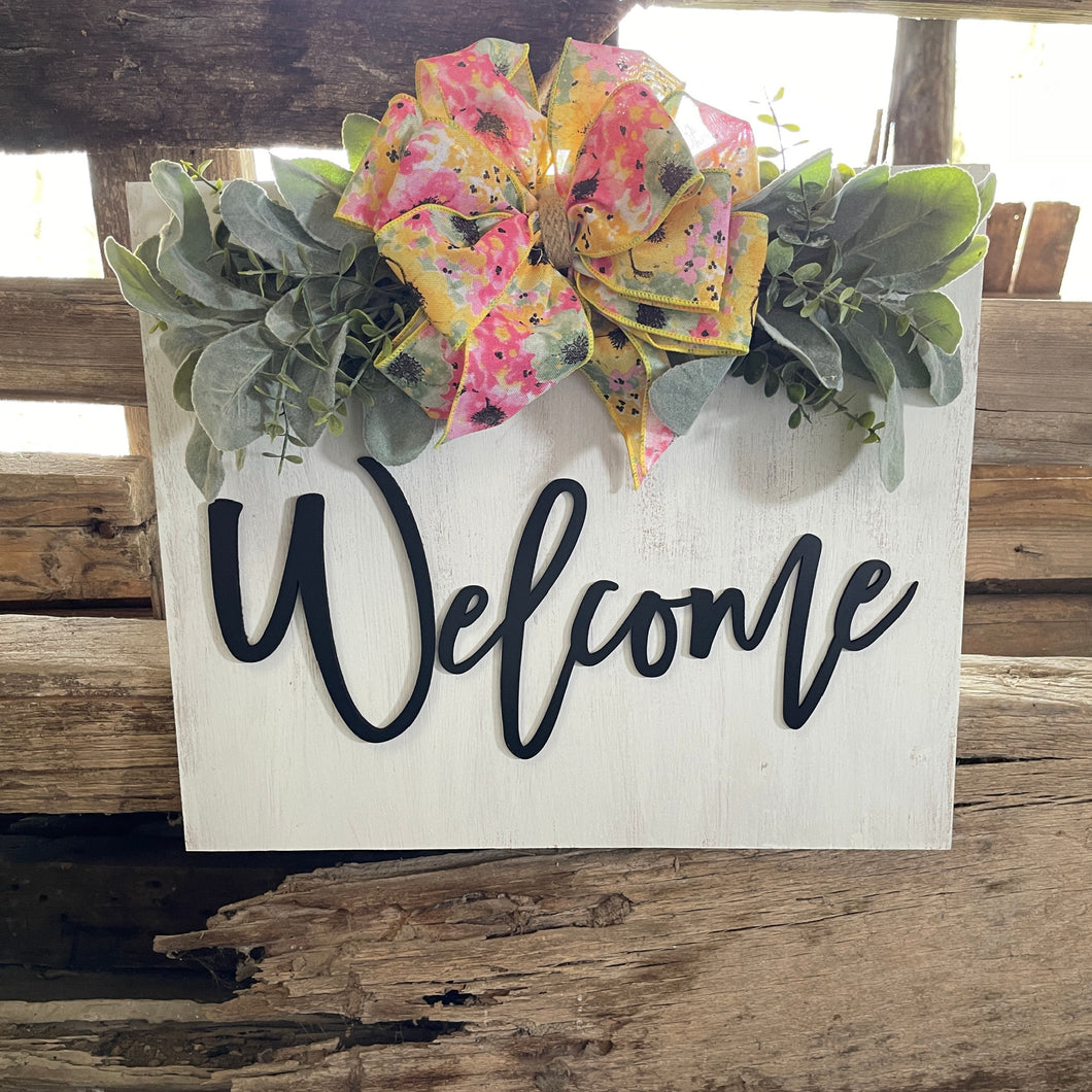 VIntage Welcome Door Hanger